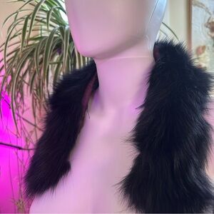 ⭐️ Vintage Black with Blue Tinge Fur Collar off of a jacket